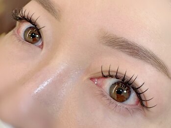 リリバイジジ(Re:Re:byGigi)の写真/モチの良さ&自慢のキープ力が高評★くるんと上向きまつ毛!惹きつけられる“可愛い目元”ならお任せ下さい♪