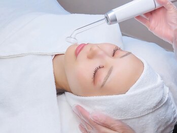 夏秋美肌サロンの写真/【肌が変わると、人生が変わる】根本から美しい素肌へ！肌質から変える本気の美肌管理◎