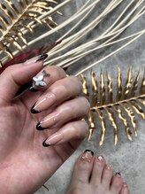 テテネイル(tete.nail)/ワンホンネイル×蝶パーツ