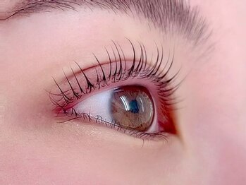 ルミナアイラッシュ(Lumina eyelash)の写真/目の形やまつ毛の状態を見極め1人1人に合わせた似合わせデザインをご提供♪あなたの"なりたい目元"に！