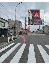 リベラ 一宮店(Libera)/東に進んで最初の交差点左折