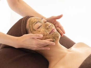 ベルバーチュプラス(Belle Virtue +)の写真/毛穴,ニキビ,シミシワが気になる方に◎炭酸ガスパック/ハーブピーリング/フルーツ酸ピーリングが¥3000均一!