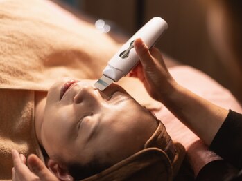 ラクシュミー【毛穴/小顔/リンパマッサージ/痩身】