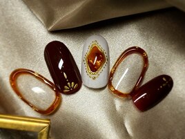 トレンド個性派ネイル