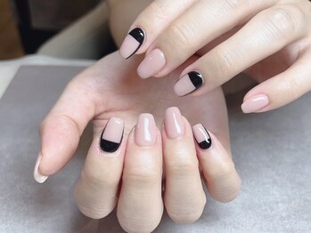 ネイルサロン ジュノ(JUNO)/アート4本 担当あおい