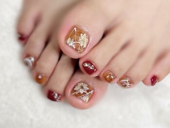 ノエル ネイル(NOEL)/秋色フットネイル