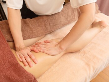 ビューティーアンドリラクゼーションサロン ブルートパーズ(Blue topaz)/*リンパドレナージュ*脚