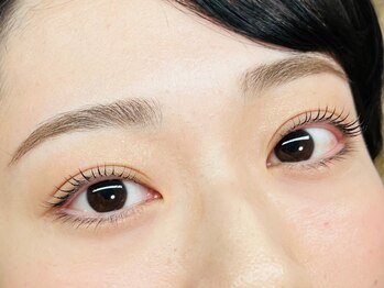 リノ(Lino)の写真/【黄金比×高持続】骨格に合わせた似合わせ眉＆パリジェンヌ◆プロの徹底カウンセリングでモチの良さも実現