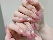 シンプルからデザインまで対応可能なネイルサロン
