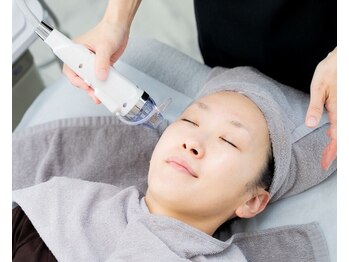 フェイシャルサロン la plusの写真/老け見えほうれい線を徹底ケア!たるみ引き上げ本格エイジングで理想の表情を目指そう♪実感◎