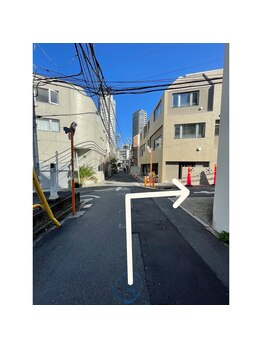 キノワ 六本木(Qinowa)/日比谷線六本木駅からの道順6