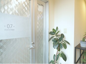 ゼロナナ 神戸三宮店(07)/-07- eyelash&eyebrow