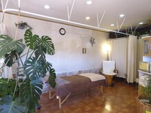 おおきな手/店舗内観