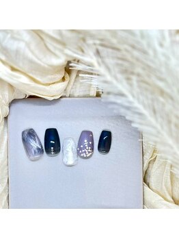 ツメトトノウ/上品な鮮やかブルーネイル