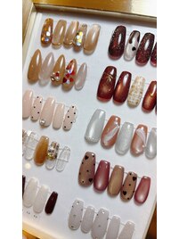 季節のマグネットネイルデザイン