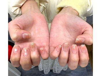 サララ(SALALA)/デザインネイル♪