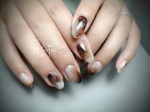 フローフェン(Floofen)/カフェラテニュアンス