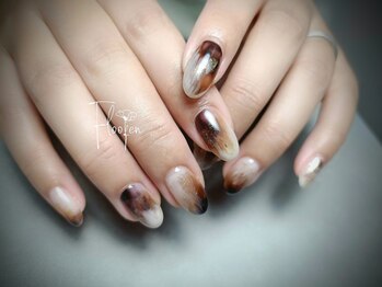 フローフェン(Floofen)/カフェラテニュアンス