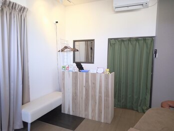 くまの整え屋さん/内観写真【受付】