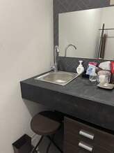 ミナアズアシリ(MINA as asir)/化粧室