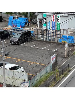 プチルポ ドゥテテ(Petit Repos de tete)/駐車場1