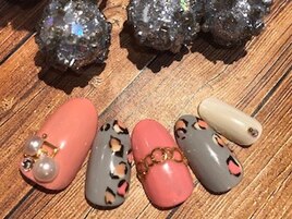 ヒョウ柄ネイル