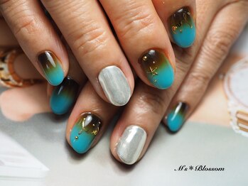 ネイルサロンアンドスクールエムズブロッサム(Nailsalon & school M's Blossom)/アートやり放題コース