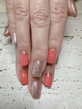 ビューティフルムーン ネイル 本厚木(Beautiful Moon Nail)/持ち込み2本～4本コース