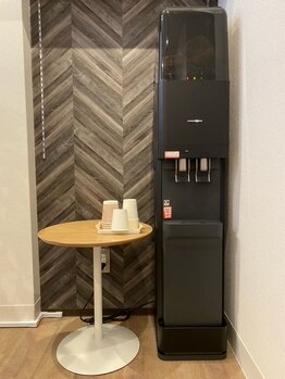 青梅やわらか整体/施術後は非加熱天然水で水分補給