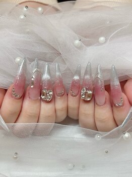 ラビィ 福岡天神大名店(Raviy)の写真/特別なイベントに合わせて指先を彩る♪アートの種類が豊富でやり放題メニューも◎！