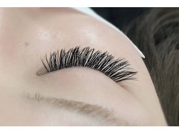 クオラ(Cuora)/3Dラッシュボリュームラッシュ