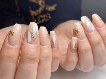 ベージュアートネイル