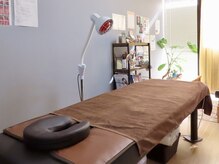 はりめぐりの雰囲気（リフレクソロジーやハーブピーリングなどのメニューもあります）