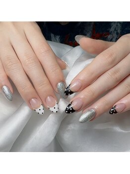 ナンバーエイト(No8)/フレンチネイル