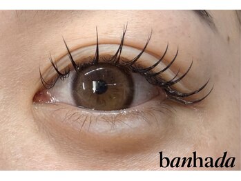 バンハダ トウキョウ(banhada TOKYO)の写真/【本場韓国BANHADA式エクステ】フラットラッシュエクステ軽くて持続性◎ストレスのない付け心地です。
