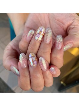 トータルサロン 白べぇーっ プラス/シェルネイル