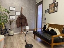 ラフ(ROUGH)の雰囲気（「男の基地」）