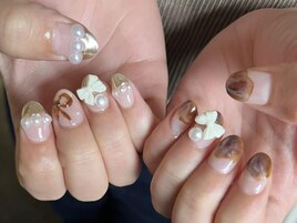 【Shiori @naka_inails】
