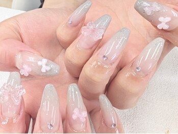 セラピッシュネイル (therapish nail)の写真/<お爪の形や長さに自信がない方◎>自然な長さだしで憧れの縦長美爪＊豊富なサンプルから選べる定額コース♪