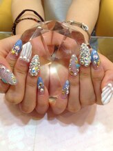 エスフィーネイルサロン ブリーユ(Esfy nailsalon Brille)/真夏にぴったりスカルプ