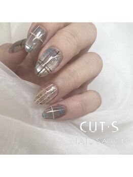 マグネット×チェック柄ネイル