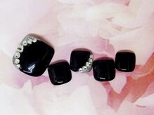 ネイルライフ(NailLife)/きれいめビジューネイル