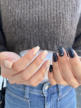 レニーナ(lenina)の写真/" お洒落でかわいい " を詰め込んだシンプルなネイルが得意！