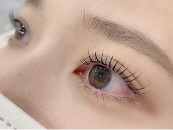 べリンダ 高崎店(BELINDA)の写真/☆SNSで大人気☆ぱっちり目元×モチを兼ね備えた《LEDエクステ》導入！！お人形のような華やかな目元に♪