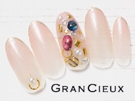 上品埋め尽くしネイル／7500円