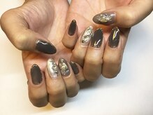 ラウト デコレーションアンドネイルサロン(Lauto Decoration&Nail Salon)/グレーニュアンスネイル