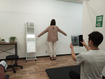 ぷらもーる梅屋敷整骨院/整体前の姿勢チェック　#整体