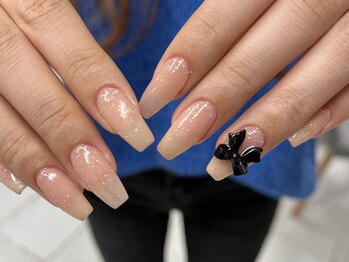 ワンカラー+パーツ追加デザイン