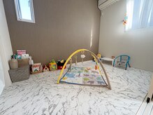 ミコル(micoru)の雰囲気(キッズルームも完備。(木)(日)はシッターのご利用も可能です!)