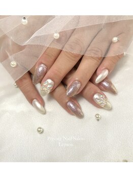 レモン(Lemon)/パールとラメネイル